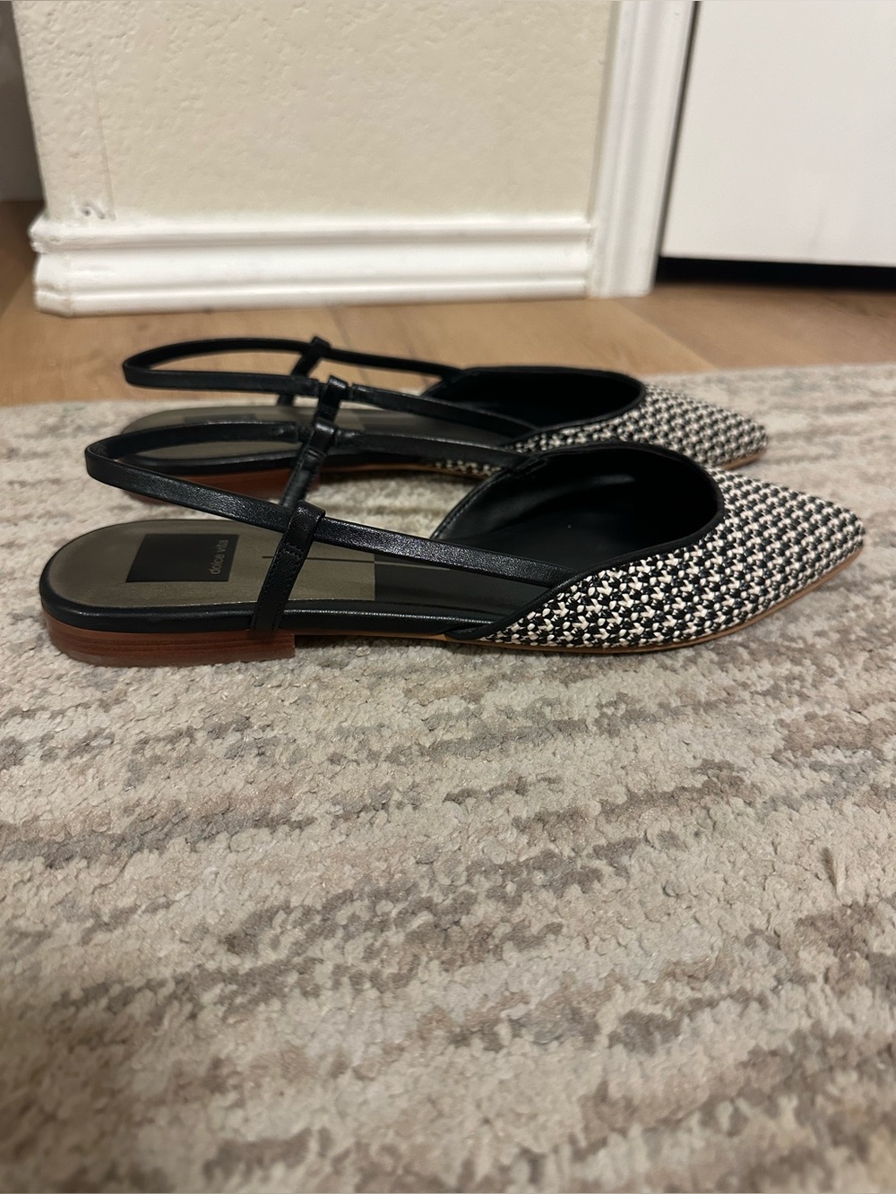 NEW! Dolce Vita Narah Pointed Toe Flats